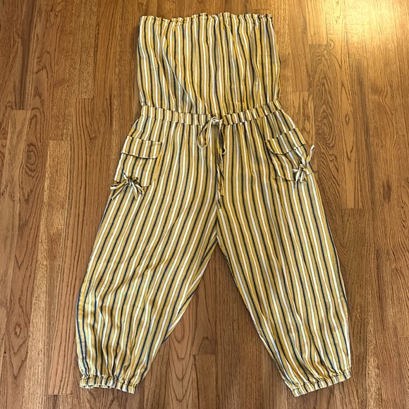 Yellow Striped Sleeveless Tube Top One Piece Outfit Size Large - Picture 4 of 8